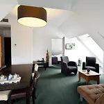 Отель Restaurant Nederheide Milheeze